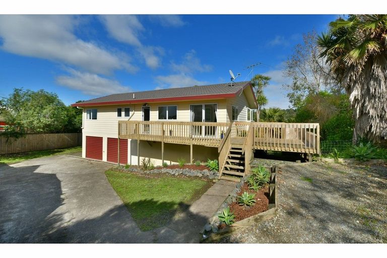 Photo of property in 1/607 Whangaparaoa Road, Stanmore Bay, Whangaparaoa, 0932