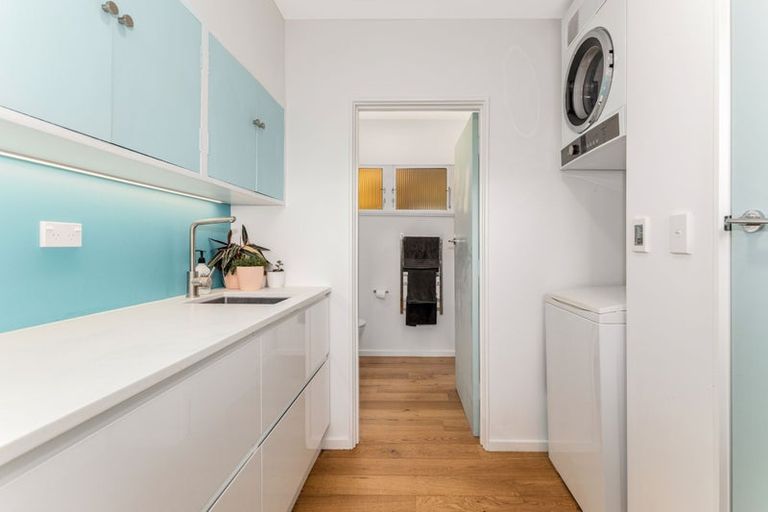 Photo of property in 36 Norton Park Avenue, Fairfield, Lower Hutt, 5011