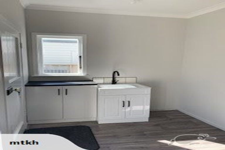 Photo of property in 5 Salisbury Avenue, Whanganui East, Whanganui, 4500