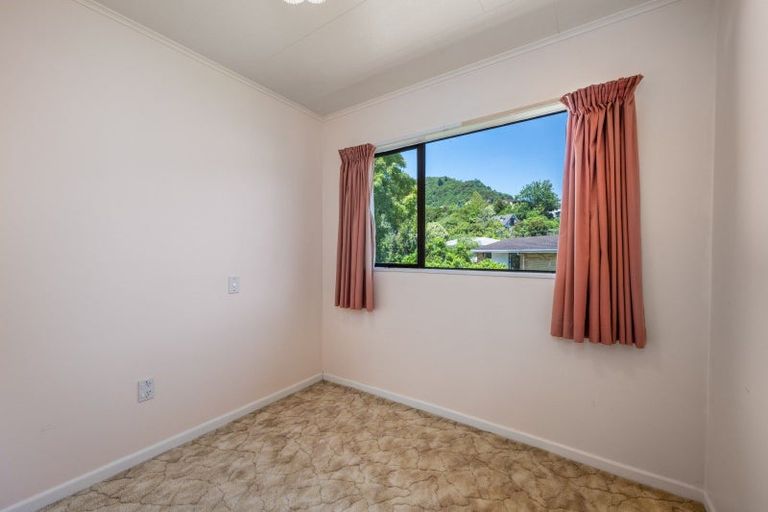 Photo of property in 62 Waikawa Road, Picton, 7220