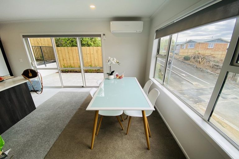 Photo of property in 2/12 Scotland Place, Hillcrest, Hamilton, 3216