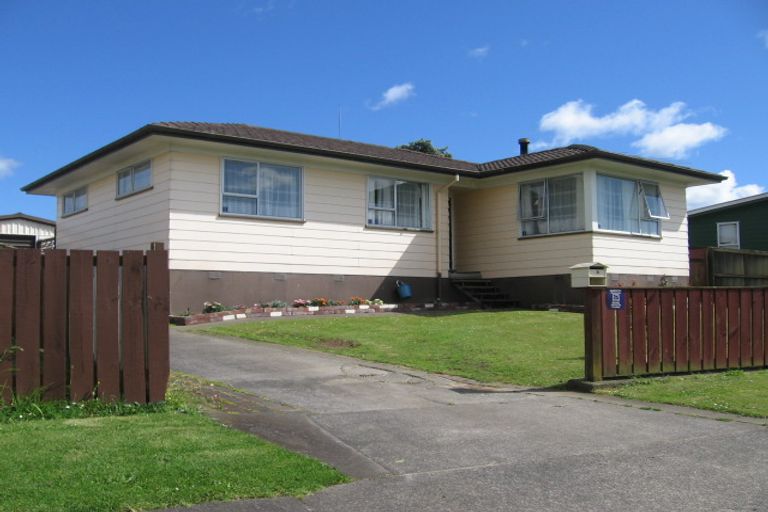 Photo of property in 8 Alabaster Drive, Papatoetoe, Auckland, 2025