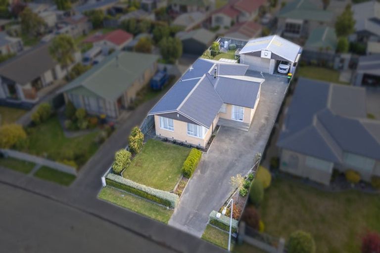 Photo of property in 62 Oriana Crescent, Hornby, Christchurch, 8042