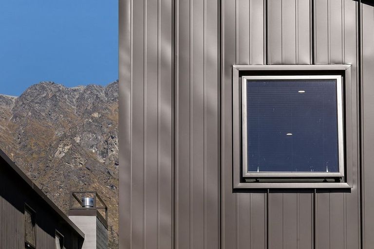 Photo of property in 33 Ryan Loop, Jacks Point, 9371