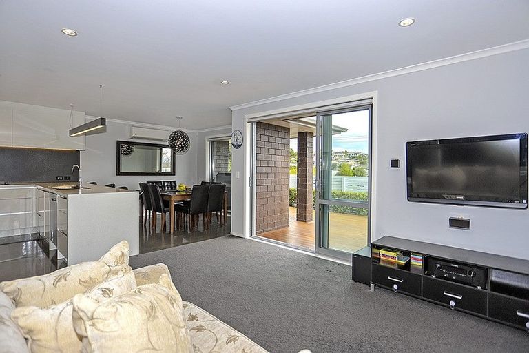 Photo of property in 16 Utopia Park Heights, Welcome Bay, Tauranga, 3112