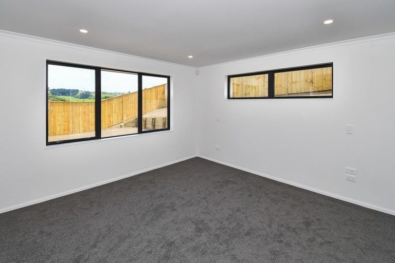 Photo of property in 153 Harriet Johnston Drive, Pokeno, 2402
