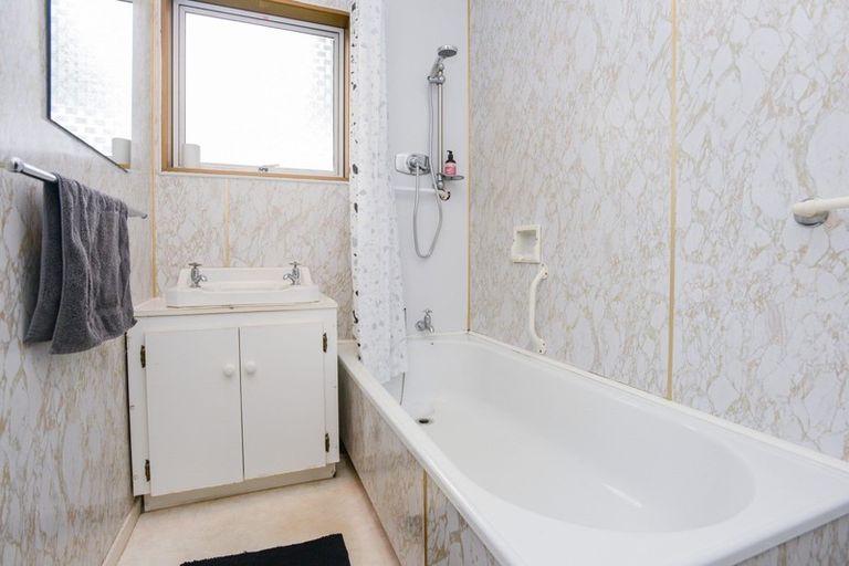 Photo of property in 1/36 Bristol Street, Tamatea, Napier, 4112