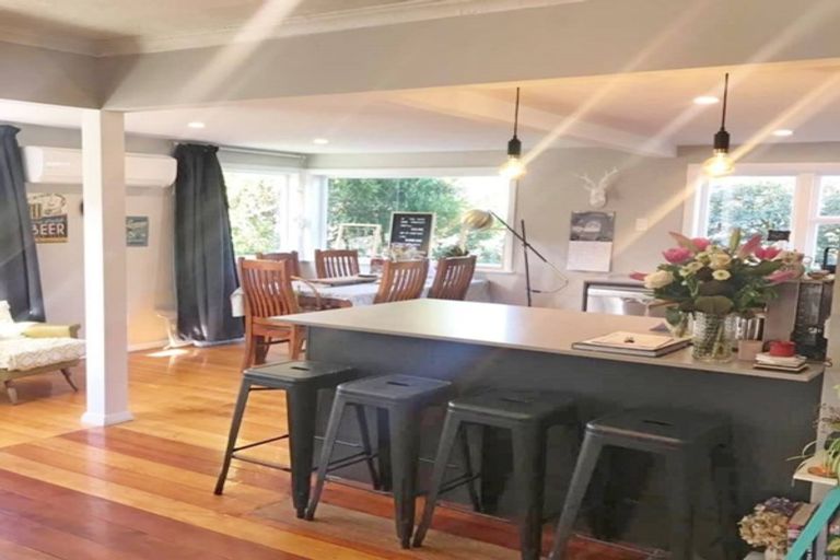 Photo of property in 94 Woodland Road, Johnsonville, Wellington, 6037