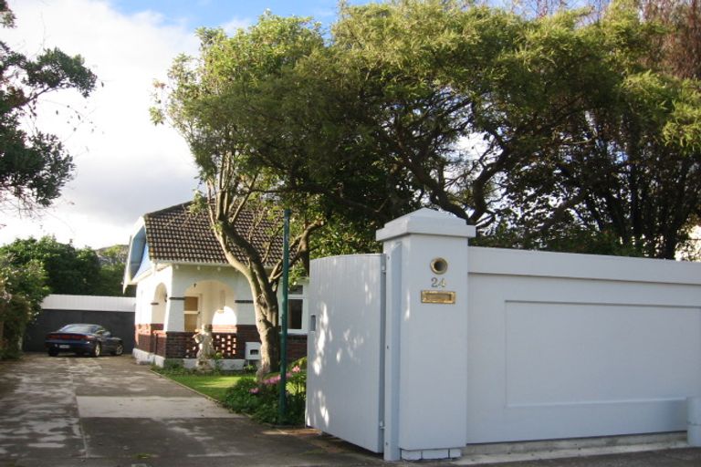 Photo of property in 24 Ludlam Crescent, Woburn, Lower Hutt, 5010