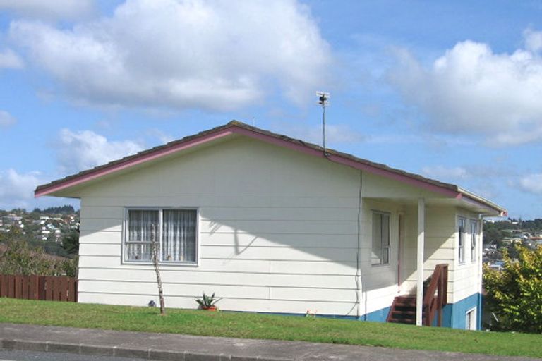 Photo of property in 18a Benchmark Drive, Massey, Auckland, 0614
