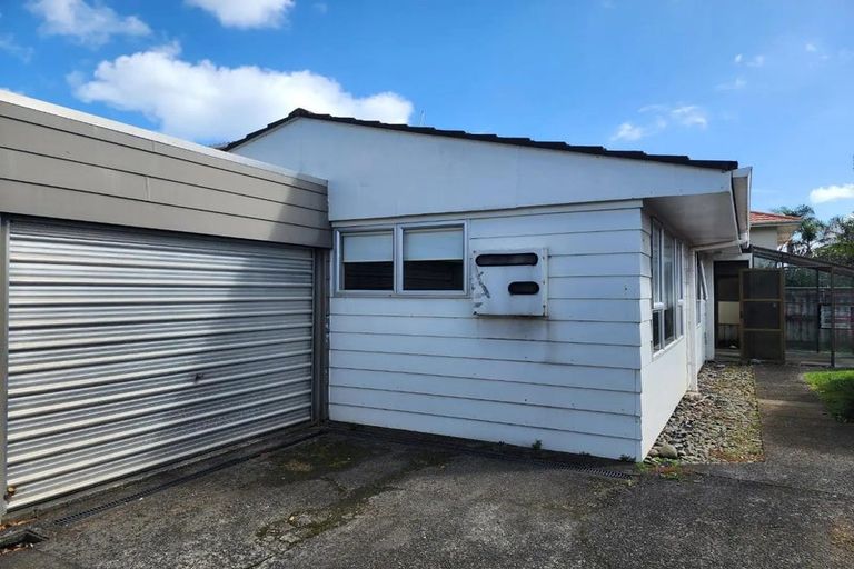 Photo of property in 12 Pitcairn Street, Oakura, 4314