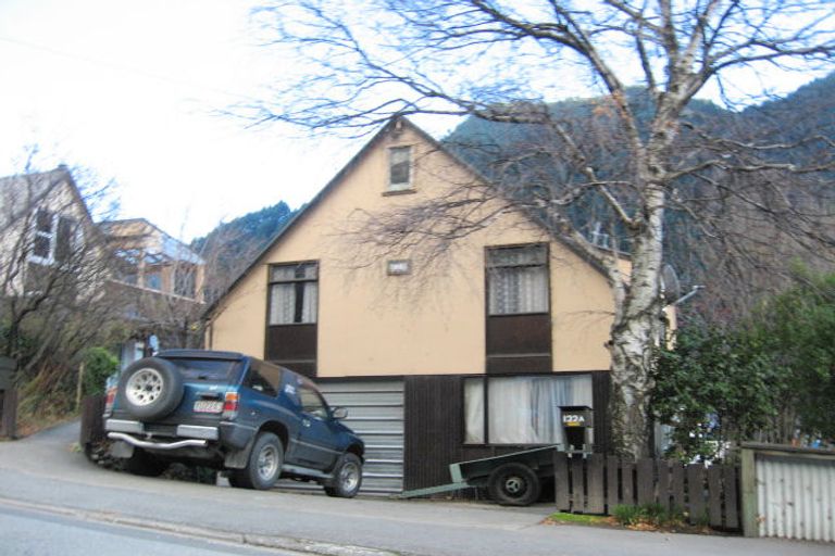 Photo of property in 122 Hallenstein Street, Queenstown, 9300