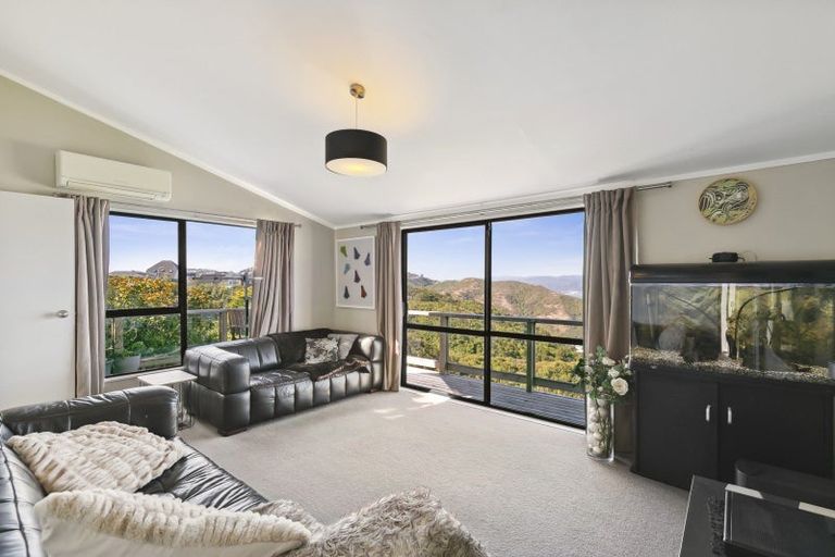 Photo of property in 1/104-106 Madras Street, Khandallah, Wellington, 6035