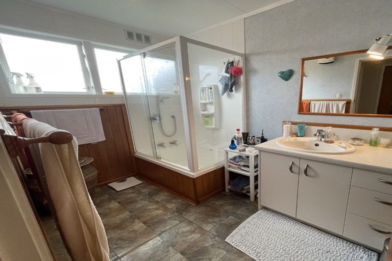 Photo of property in 9 Browning Crescent, Owhata, Rotorua, 3010