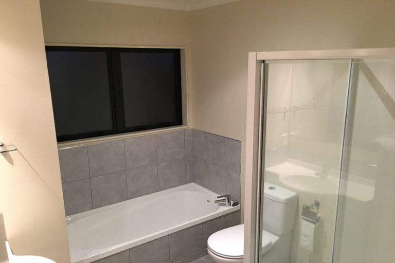 Photo of property in Ocean View Estate, 21/26 View Road, Titahi Bay, Porirua, 5022