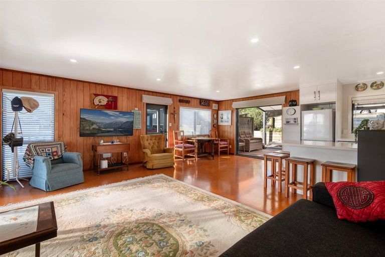 Photo of property in 607 Pukehina Parade, Pukehina, Te Puke, 3189