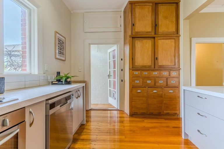 Photo of property in 45 Drivers Road, Maori Hill, Dunedin, 9010