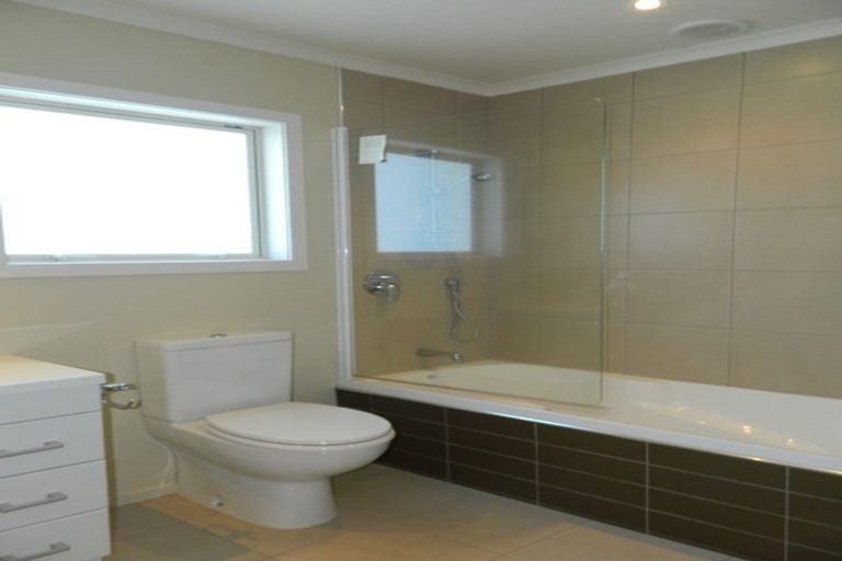 Photo of property in 3 Kahurangi Heights, Aotea, Porirua, 5024