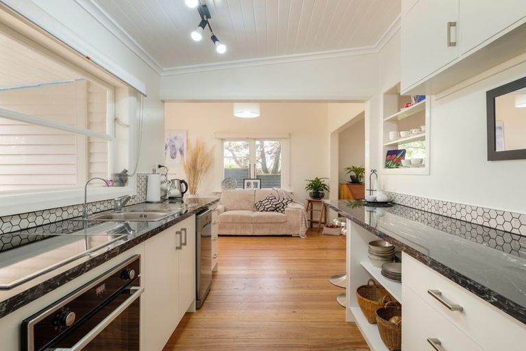 Photo of property in 381 Clifford Street, Mangapapa, Gisborne, 4010