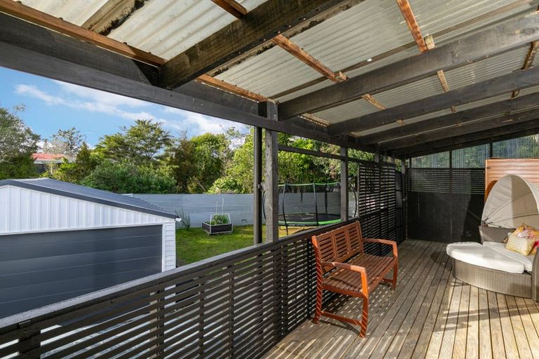Photo of property in 1 Luanda Drive, Ranui, Auckland, 0612