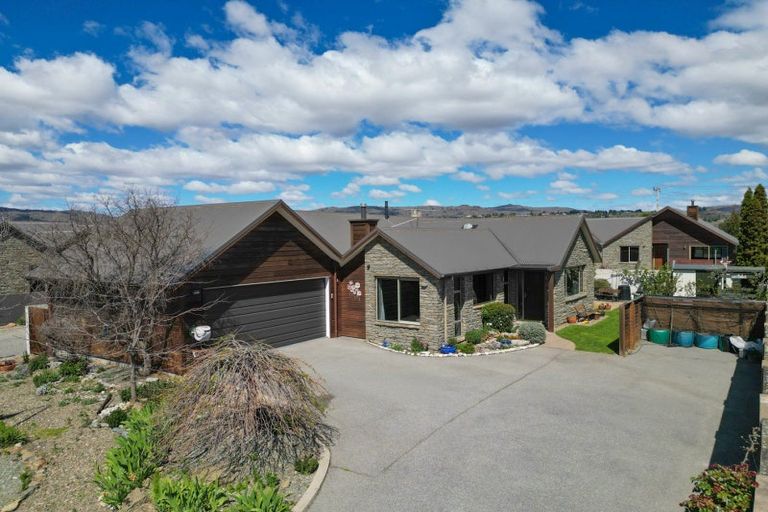 Photo of property in 35 Larch Crescent, Alexandra, 9320