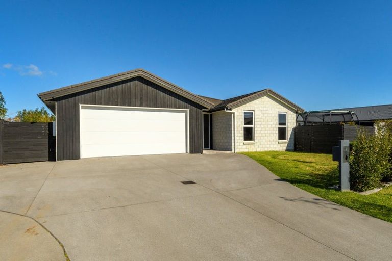 Photo of property in 28 Rotomanu Place, Pyes Pa, Tauranga, 3112