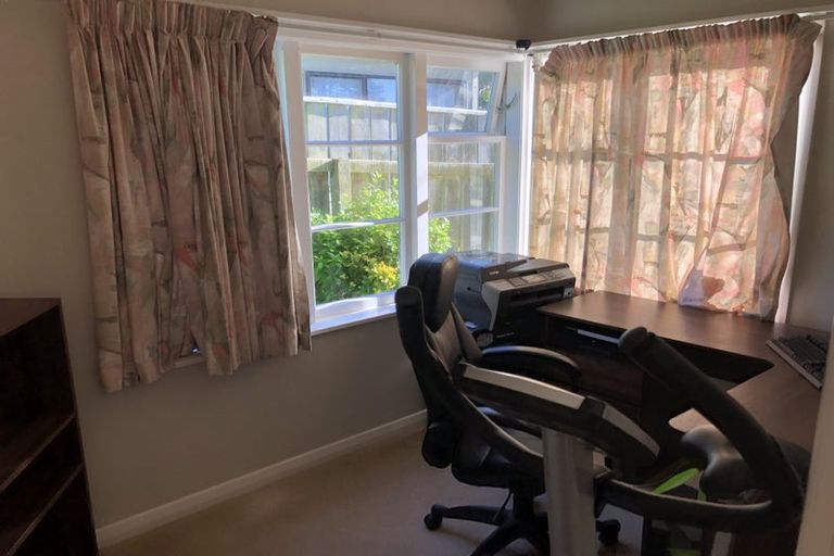 Photo of property in 19 Ironside Road, Johnsonville, Wellington, 6037