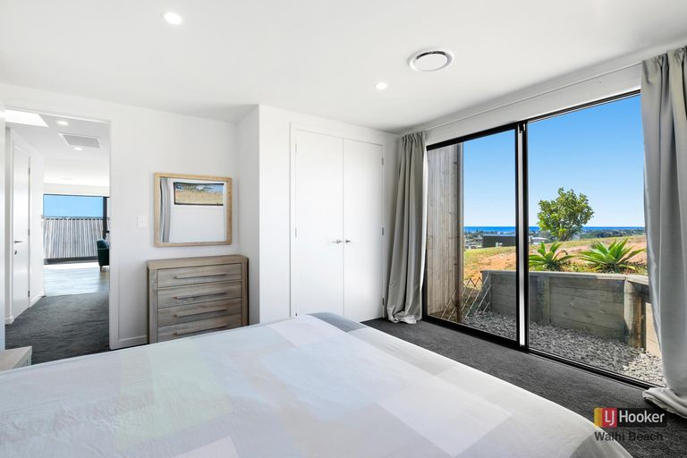 Photo of property in 32 Tohora View, Waihi Beach, 3611