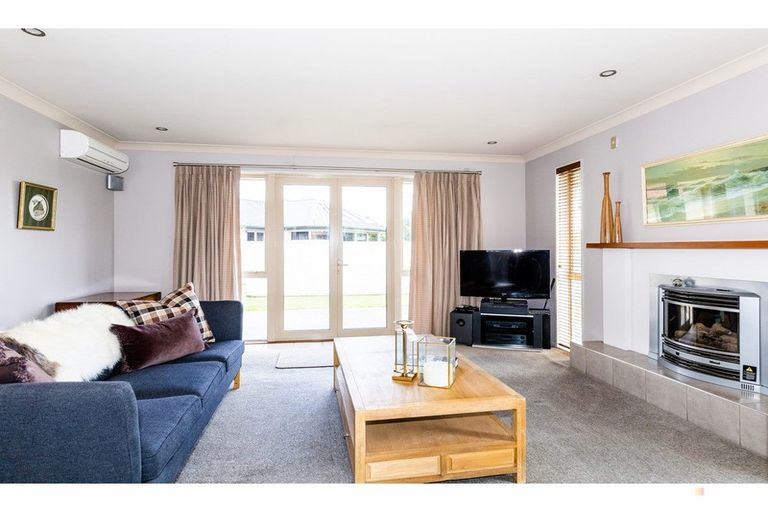 Photo of property in 9 Tancred Street, Geraldine, 7930