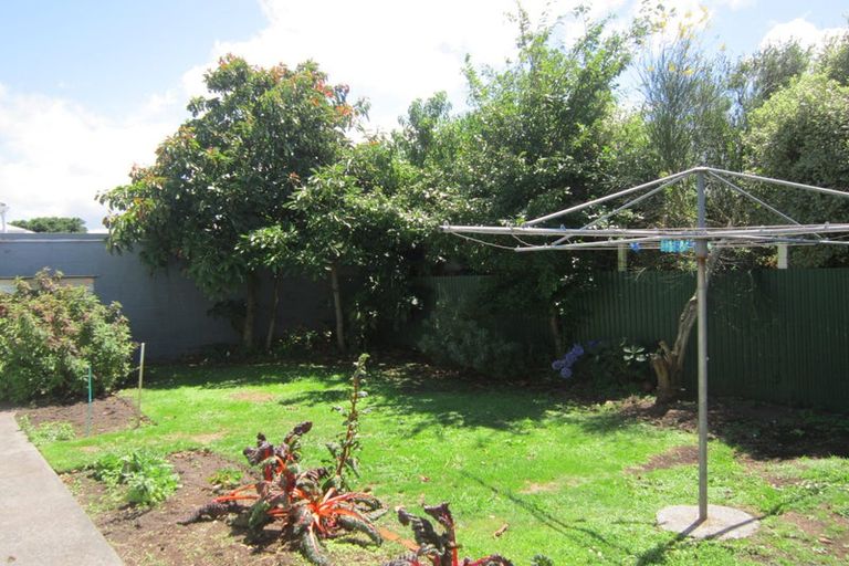 Photo of property in 28 Niblett Street, Whanganui, 4500