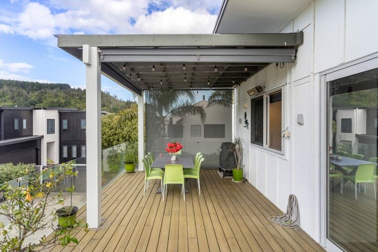 Photo of property in 202 Bond Street, Whangamata, 3620