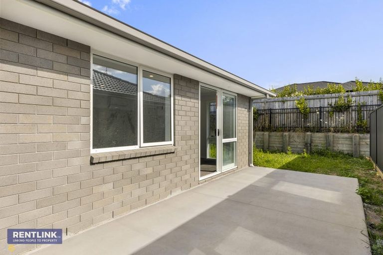 Photo of property in 65 Tabraham Crescent, Pyes Pa, Tauranga, 3112