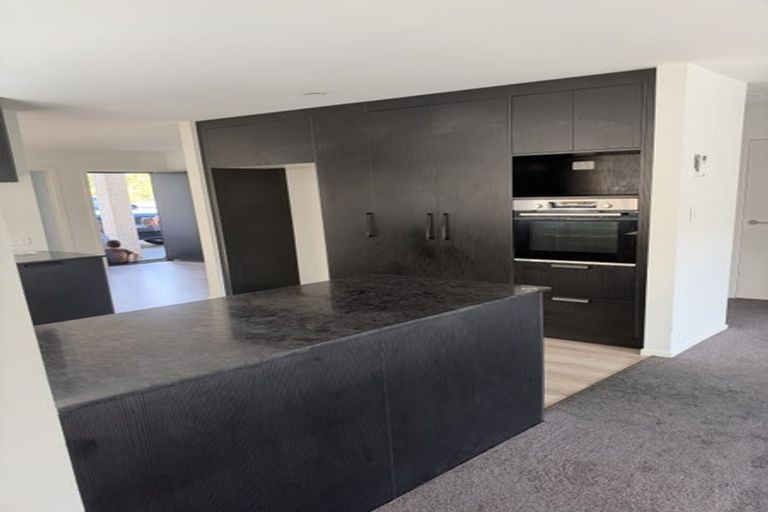 Photo of property in 76b Thornton Road, Cambridge, 3434