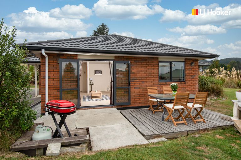 Photo of property in 30 Titri Road, Waihola, Outram, 9073