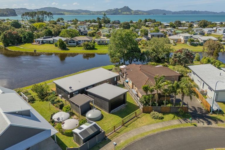 Photo of property in 34 Motukorure Parade, Cooks Beach, Whitianga, 3591