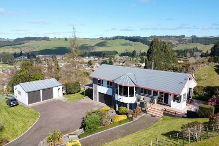 Photo of property in 24 Mountain Road, Western Heights, Rotorua, 3015