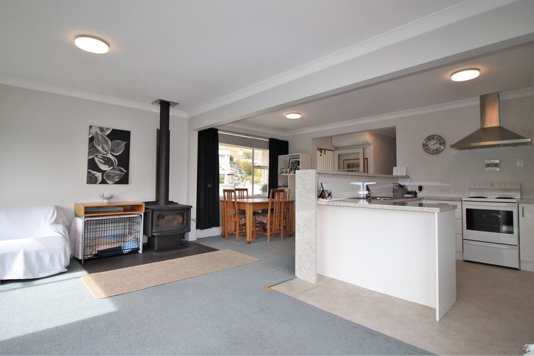 Photo of property in 1 Kerry Street, Alexandra, 9320