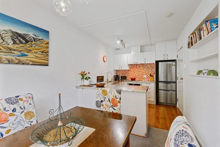 Photo of property in 2/98 Office Road, Merivale, Christchurch, 8014