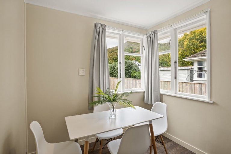 Photo of property in 1/5 Kowhai Street, Naenae, Lower Hutt, 5011