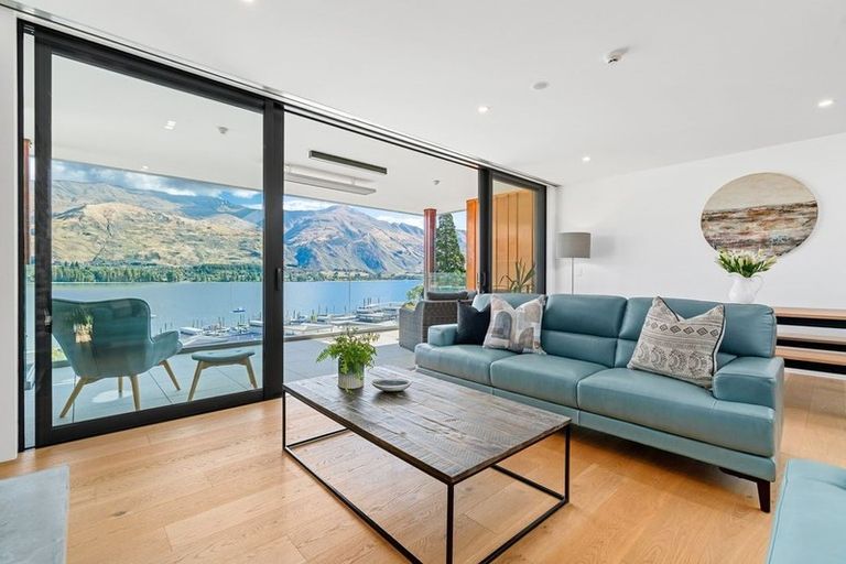 Photo of property in 21 Marina Terrace, Kinloch, Taupo, 3377