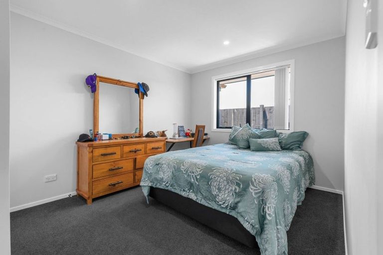 Photo of property in 32 Oralee Terrace, Peacocke, Hamilton, 3206