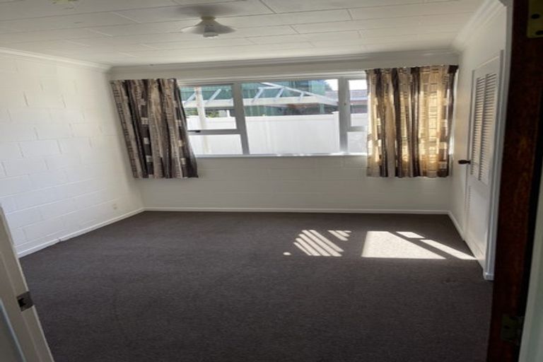 Photo of property in 3 Marama Place, One Tree Point, 0118