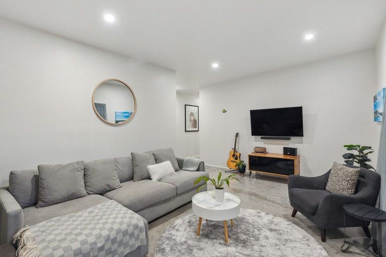 Photo of property in 12a Mahana Road, Paraparaumu Beach, Paraparaumu, 5032