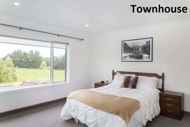 Photo of property in 143e Smith Road, Dannevirke, 4978