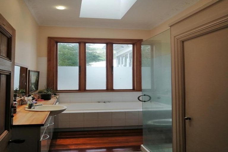 Photo of property in 133 Eden Street, Island Bay, Wellington, 6023
