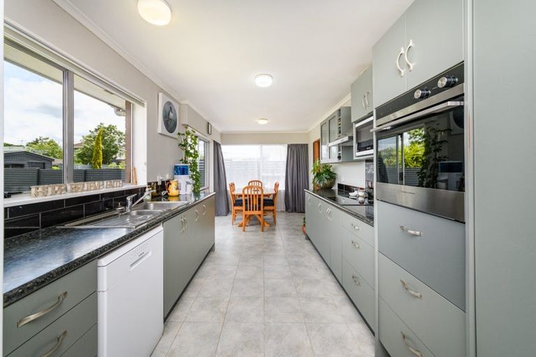 Photo of property in 10 Dewe Avenue, Feilding, 4702