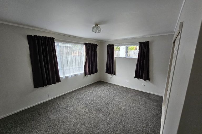 Photo of property in 1c Takatimu Way, Johnsonville, Wellington, 6037