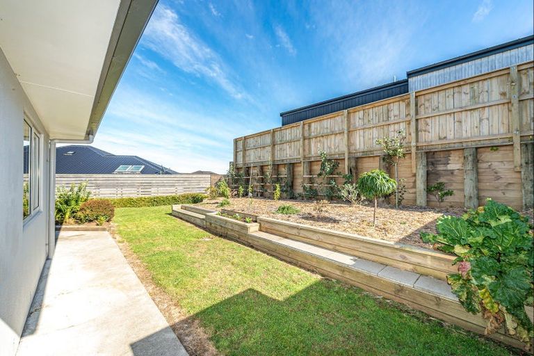 Photo of property in 34 Tirimoana Place, Otamatea, Whanganui, 4501