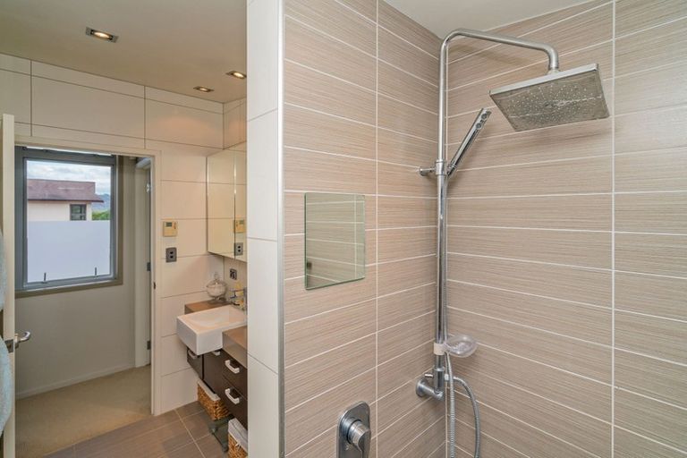 Photo of property in 8 Hei Esplanade, Whitianga, 3510