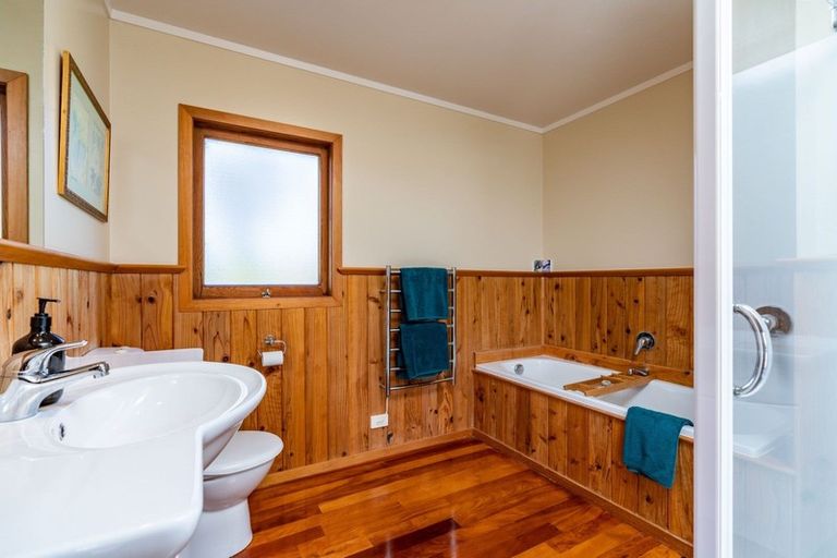 Photo of property in 158 Rangiora Road, Kaiwaka, 0573